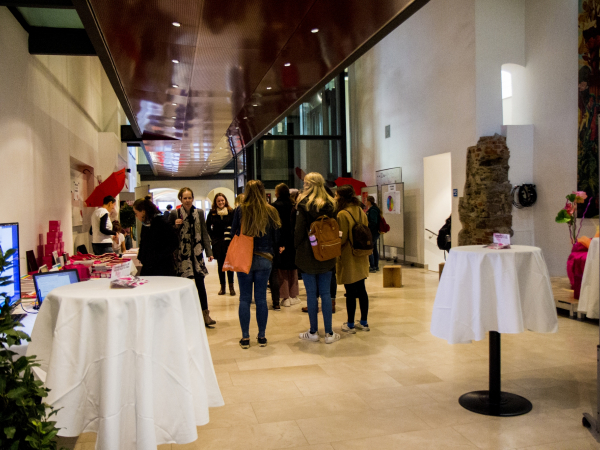 25 Jahre maiz - WISSENSLABOR - Universität der Ignorant*innen