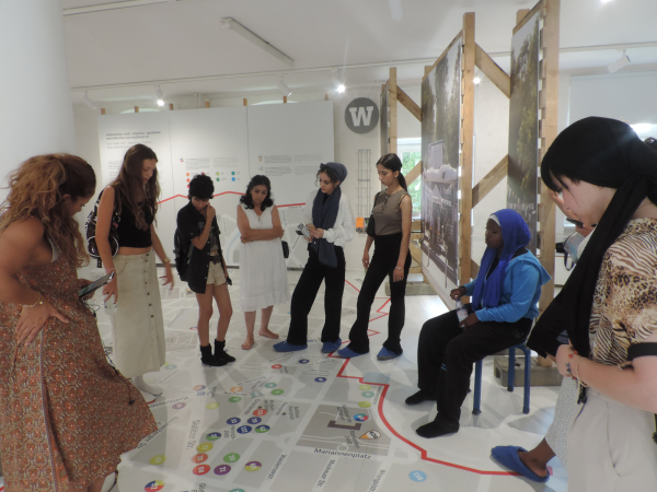 in der Ausstellung "O-Platz Selbstermächtigung und Kämpfe der Migration" 