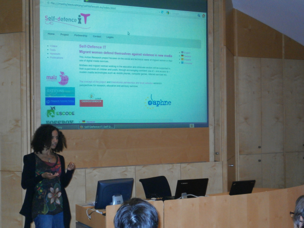 <p>Veranstaltung_Kim Carrington stellt die Homepage vor.</p>
